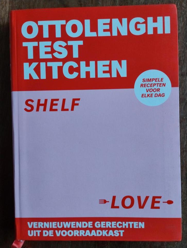 Ottolenghi Test Kitchen: Shelf Love - Kookboek, Boeken, Kookboeken, Zo goed als nieuw, Voorgerechten en Soepen, Hoofdgerechten