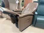 Fitform sta op relax stoel draaiplateau 3 motoren, Huis en Inrichting, Fauteuils, Verzenden, Zo goed als nieuw, Leer