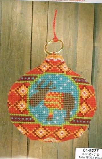 Cado  permin 10 kleine borduurpakketjes assortie  op=op beschikbaar voor biedingen