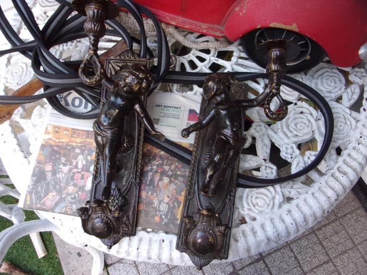 2 bronzen muurkandelaars, Antiek en Kunst, Antiek | Kandelaars, Koper of Brons, Ophalen