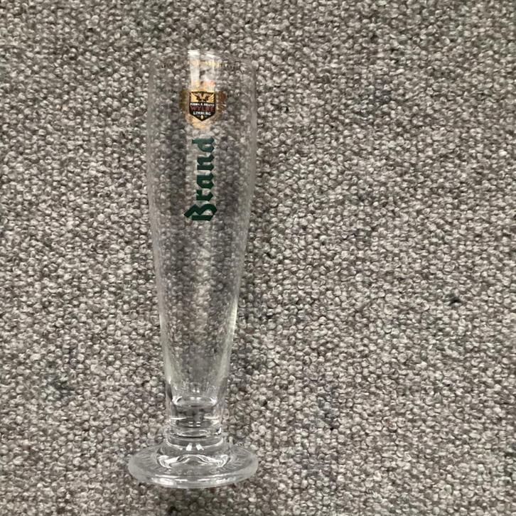 Brand bierglas op voet - z.g.a.n. -, Verzamelen, Biermerken, Zo goed als nieuw, Glas of Glazen, Brand, Ophalen
