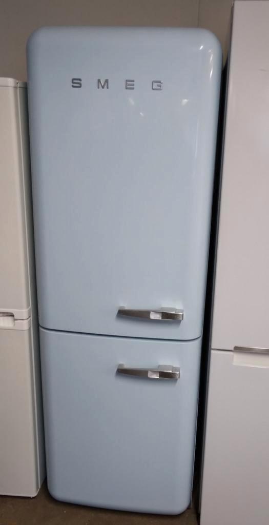 Smeg koelkast, Witgoed en Apparatuur, Koelkasten en IJskasten, Gebruikt, Met vriesvak, 200 liter of meer, 160 cm of meer, 60 cm of meer