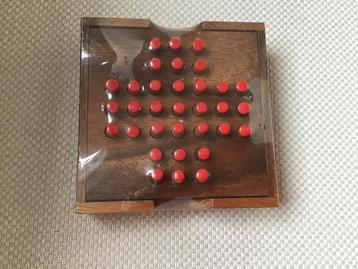 Solitaire van hout  Spel voor 1 persoon spiksplinternieuw beschikbaar voor biedingen