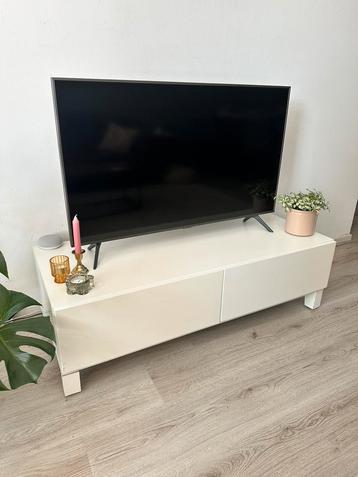 Tv kast met 2 opbervakken