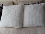 2 witte woonkussens met losse hoezen, Ophalen, Wit