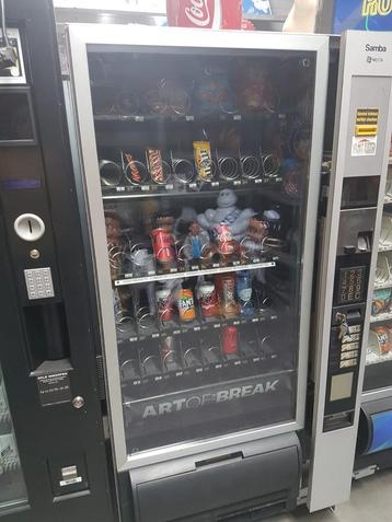 Fris / snack automaat gekoeld  beschikbaar voor biedingen