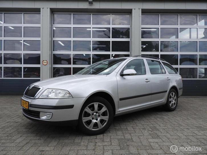 Skoda Octavia Combi 1.6 Ambiente, Auto's, Skoda, Bedrijf, Te koop, Octavia, ABS, Airbags, Airconditioning, Alarm, Boordcomputer
