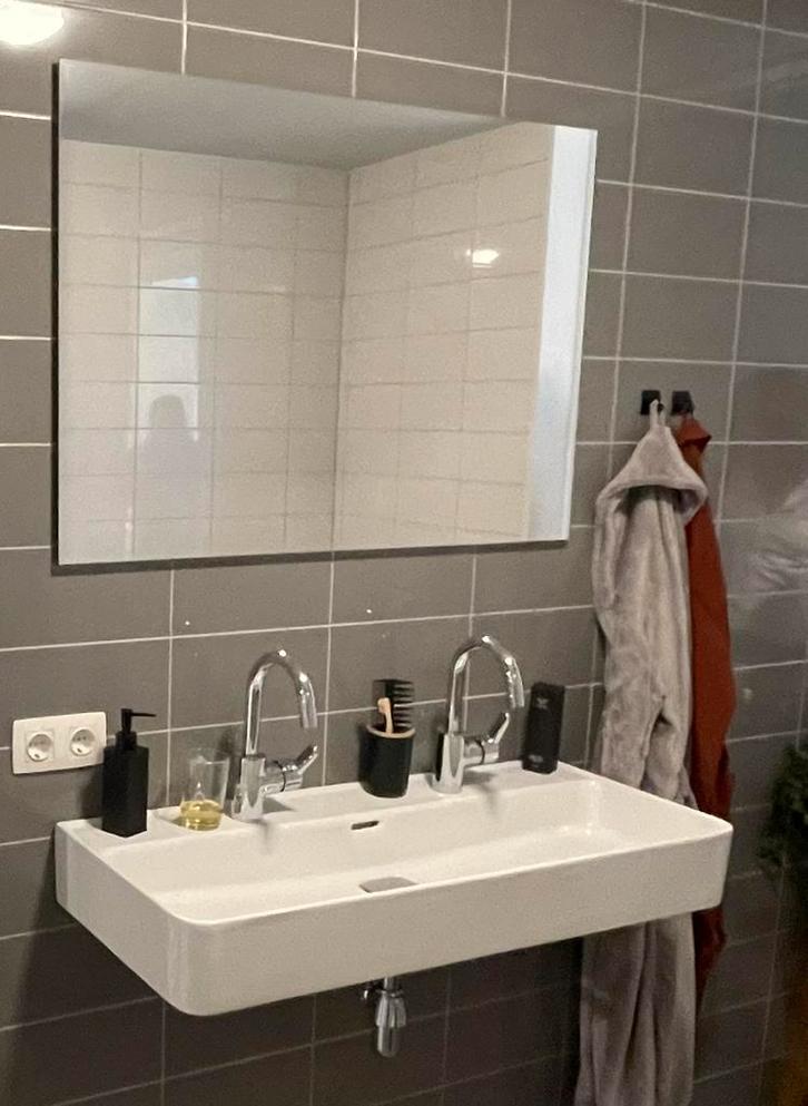Wastafel 100cm inclusief 2 kranen & pop-up waste, Huis en Inrichting, Badkamer | Badkamermeubels, Zo goed als nieuw, Wasbak of Wastafel