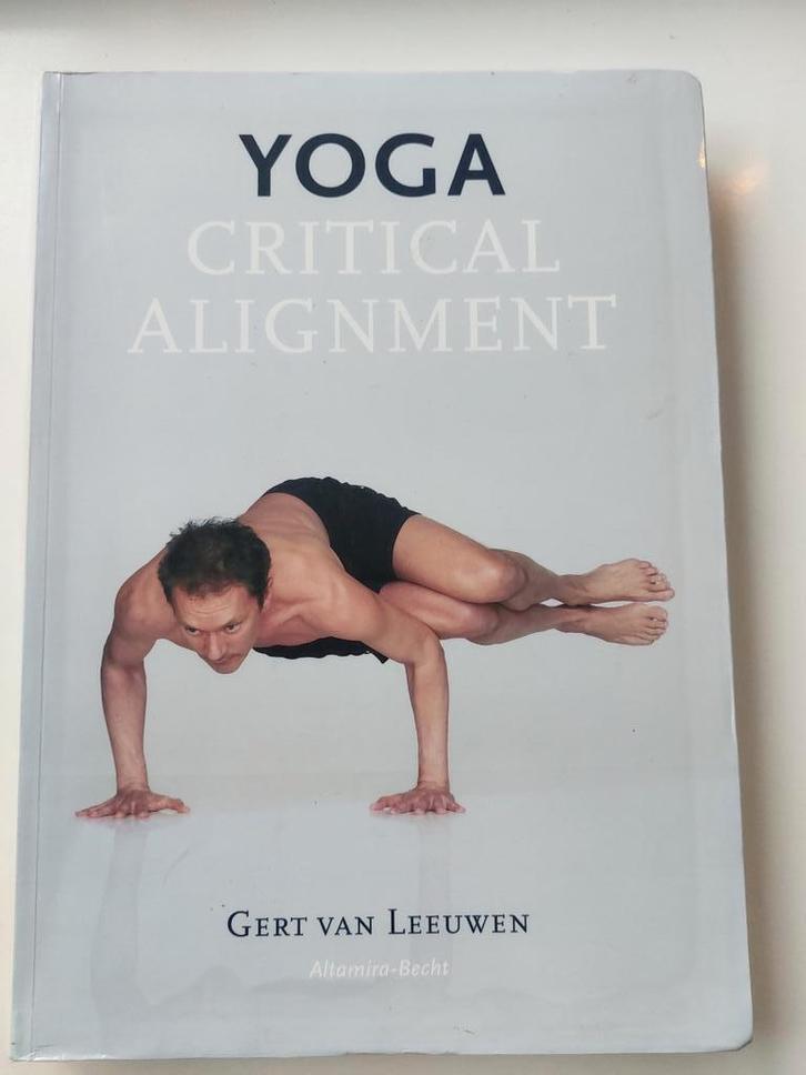Yoga critical alignment- Gert van Leeuwen, Sport en Fitness, Yoga en Pilates, Yogamat, Ophalen of Verzenden
