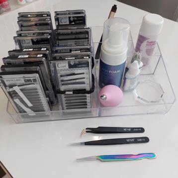 Wimperextensions beschikbaar voor biedingen