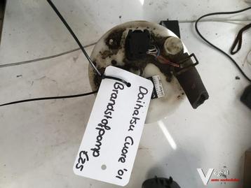Daihatsu Cuore 2001 Brandstofpomp benzine beschikbaar voor biedingen