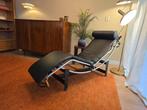 Replica Le Corbusier LC4 ligstoel – cassina lounge chair, Huis en Inrichting, Ophalen, Eenpersoons, Minder dan 75 cm, Zo goed als nieuw