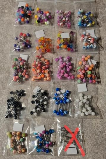 Piercings.  beschikbaar voor biedingen