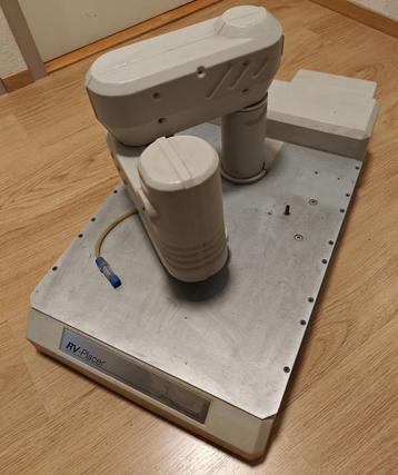 Pick & Place robot beschikbaar voor biedingen