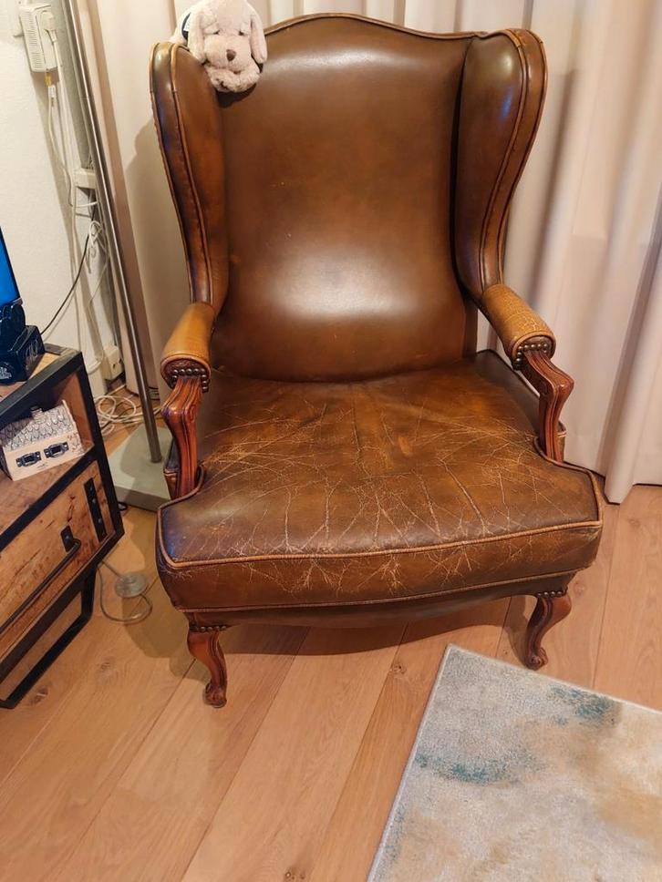 Heerlijke lederen fauteuil Queen Anne, Huis en Inrichting, Fauteuils, Gebruikt, Leer, 50 tot 75 cm, Ophalen