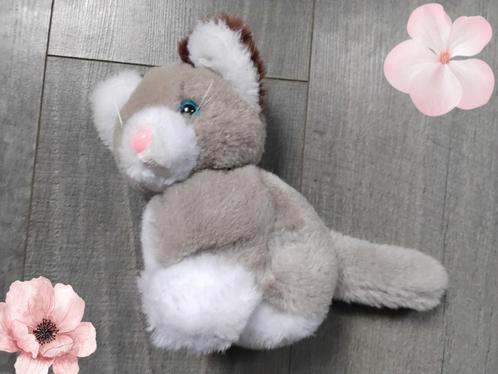 Knuffel Plush Grey cat, Kinderen en Baby's, Speelgoed | Knuffels en Pluche, Zo goed als nieuw, Poes, Ophalen of Verzenden