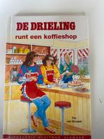 De Drieling Runt een Koffieshop - Trix van Brussel, Ophalen of Verzenden, Nieuw, Fictie algemeen