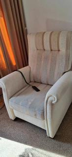 Twee stoelen en twee relaxstoelen, Huis en Inrichting, Stoelen, Ophalen, Gebruikt, Overige kleuren, Klassiek