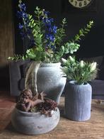 Stenen bloempot kruik, Tuin en Terras, Bloempotten, Ophalen, Zo goed als nieuw