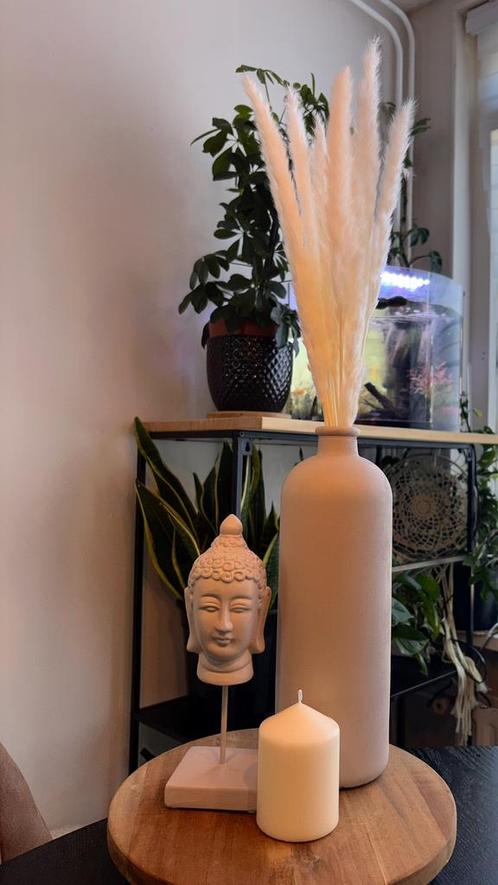 Dienblad met decoratieve vaas – zandkleur met Boeddha-detail, Huis en Inrichting, Woonaccessoires | Vazen, Nieuw, Overige kleuren