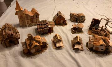 Houten huisjes voor je kerst dorp/ modelbouw trein beschikbaar voor biedingen