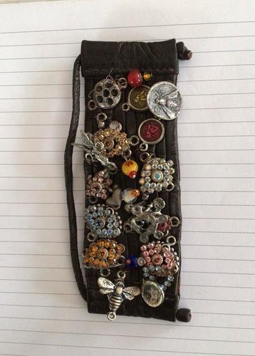 OTAZU brede leren armband beschikbaar voor biedingen
