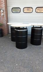 Statafels van een dekselvat, Ophalen