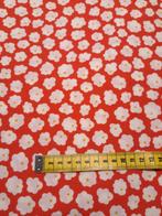 Grote lap katoen van Red Rooster Fabrics rood met witte bloe, Hobby en Vrije tijd, Stoffen en Lappen, 200 cm of meer, Nieuw, 30 tot 120 cm