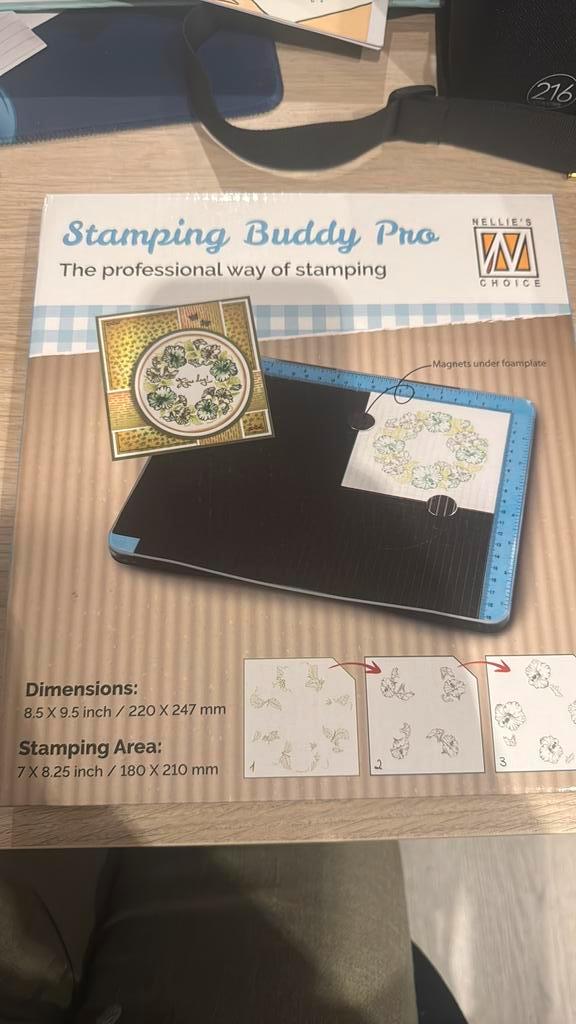 Stamping buddy pro, Hobby en Vrije tijd, Kaarten | Zelf maken, Zo goed als nieuw, Pons of Mal, Overige thema's, Ophalen of Verzenden