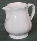 Nr M9: 1 Villeroy en Boch Manoir melkkannetje, Huis en Inrichting, Keuken | Servies, Tweedehands, onbekend., Villeroy en Boch. Tweedehands, onbekend.