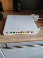 Experia Box V10 Router, Ophalen of Verzenden, Gebruikt, Router met modem, KPN