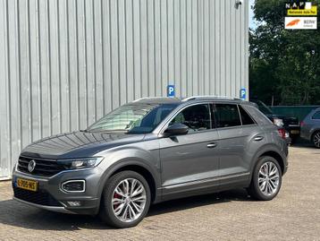 Volkswagen T-Roc 1.5 TSI DSDG - Sport Business R / ACC + Lan beschikbaar voor biedingen