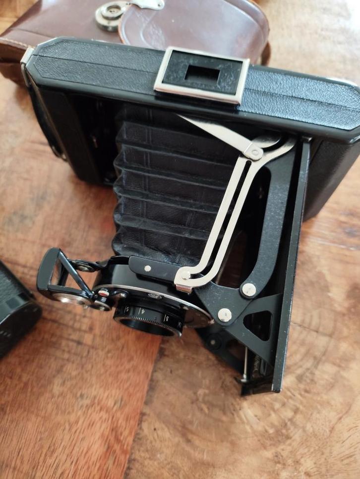 Cameras, coolpix L120– Zeiss Ikon Ikonta + Revueflex set, Audio, Tv en Foto, Fotocamera's Analoog, Zo goed als nieuw, Compact