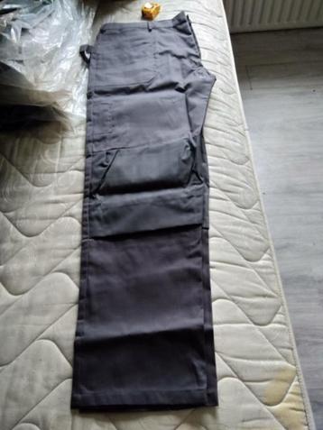 NORWEAR-werkbroek. Maat 58. Splinternieuw. 20 stuks. beschikbaar voor biedingen