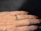Gouden Vintage design ring met edelstenen saffier. 2025/706, 18 tot 19, Overige kleuren, ., Ophalen of Verzenden