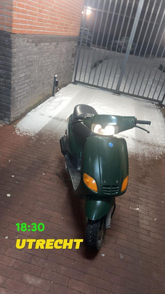 Piaggio Zip Type 3, Fietsen en Brommers, Brommeronderdelen | Scooters, Zo goed als nieuw, Piaggio, Overige typen, Ophalen of Verzenden