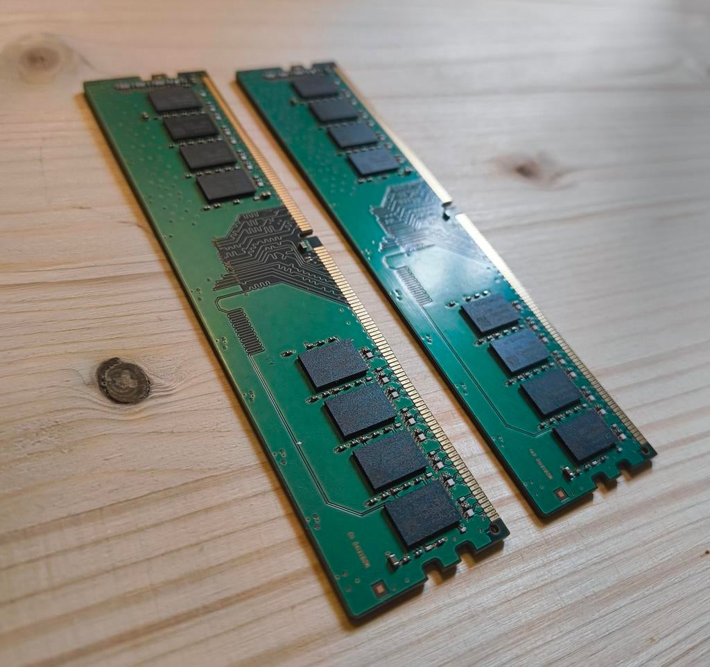 SK Hynix 16GB (2x8GB) DDR4 3200MHz RAM, Computers en Software, RAM geheugen, Ophalen