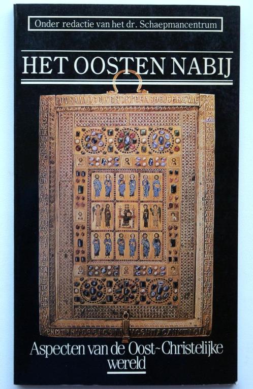 HET OOSTEN NABIJ, Boeken, Godsdienst en Theologie, Zo goed als nieuw, Verzenden