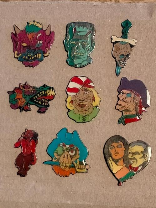 Dracula Frankenstein piraat draak logo pins vintage gothic, Verzamelen, Speldjes, Pins en Buttons, Zo goed als nieuw, Ophalen of Verzenden