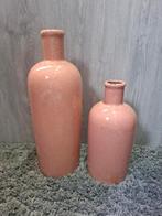 2 zalmkleurige kruiken, Huis en Inrichting, Steen, Overige kleuren, Ophalen of Verzenden, Zo goed als nieuw