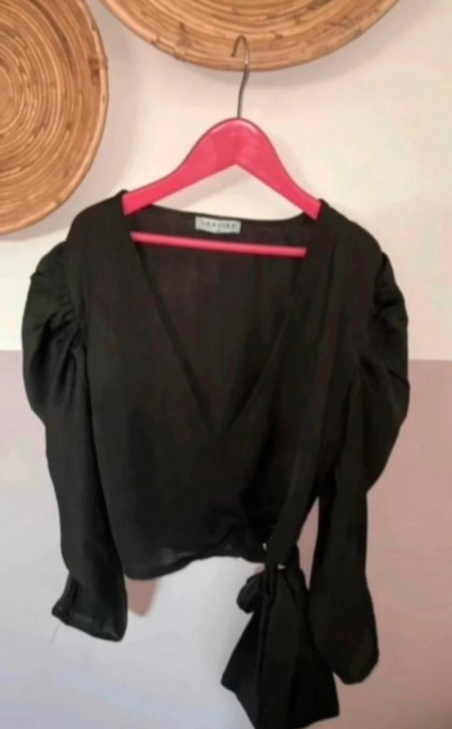Loavies overslag blouse maat xs, Kleding | Dames, Blouses en Tunieken, Zo goed als nieuw, Maat 34 (XS) of kleiner, Zwart, Ophalen of Verzenden