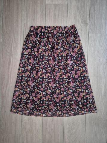 Catwalk junkie midi rok zwart bloemen mt xs zgan

  beschikbaar voor biedingen