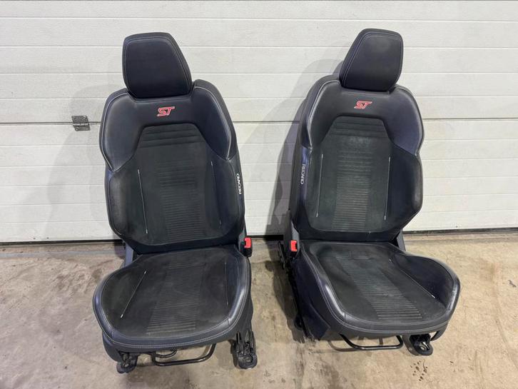 Ford Fiesta MK8 ST Recaro interieur met stoelverwarming st-3, Auto-onderdelen, Interieur en Bekleding, Ford, Gebruikt, Ophalen