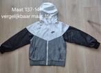 Nike jas. Zo goed als nieuw. Maat 137-147, vergelijkbaar maa, Ophalen of Verzenden, Zo goed als nieuw, Jongen, Jas