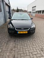Ford Focus 1.6 74KW 4D 2006 Zwart, Auto's, 1596 cc, Zwart, 4 cilinders, 635 kg