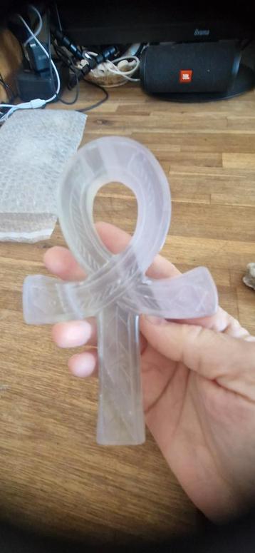 Fluoriet Ankh  beschikbaar voor biedingen