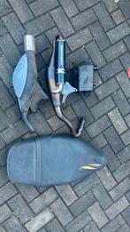 Gilera runner/ piaggio uitlaten, zadel en oliepompje, Fietsen en Brommers, Ophalen of Verzenden, Gebruikt, Overige typen