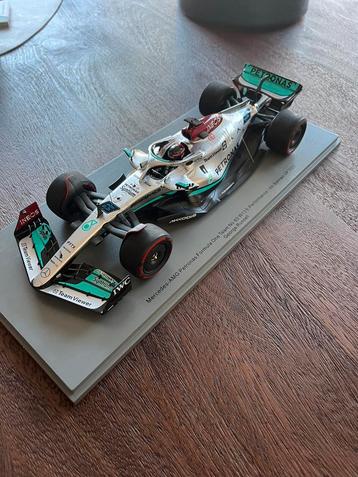 LET OP: LEZEN! Spark 1:18 mercedes W13 Russel beschikbaar voor biedingen