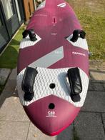 Fanatic Falcon 107 Slalom board, Watersport en Boten, Windsurfen, Ophalen, Zo goed als nieuw, Minder dan 250 cm, Plank