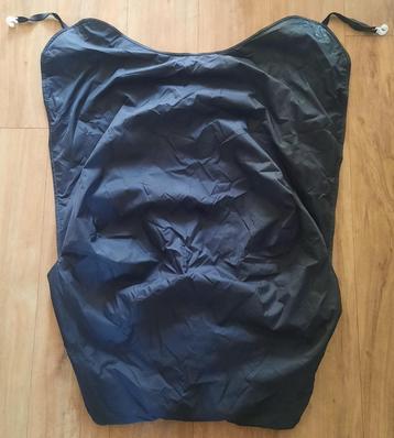 Schootskleed   t.b.v. Rolstoel  of  Scootmobiel     z.g.a.n. beschikbaar voor biedingen